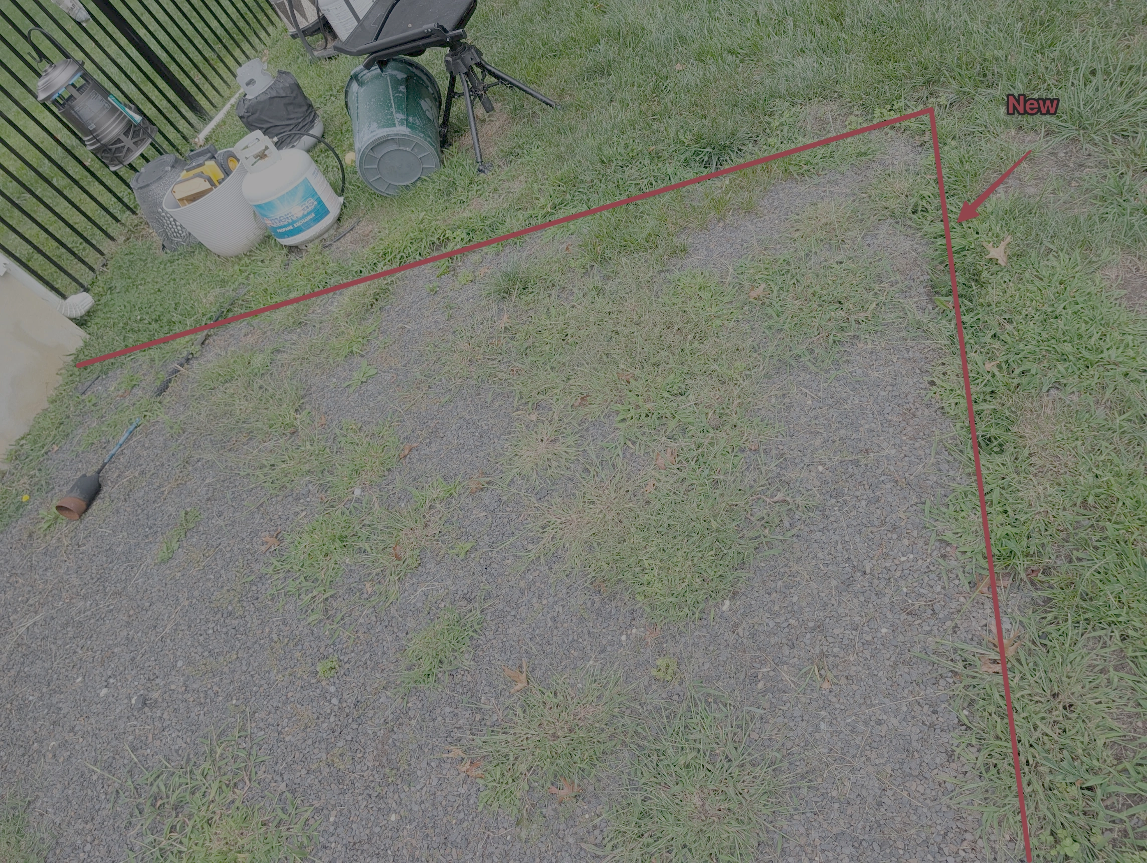 Edging location marked in red, view 2